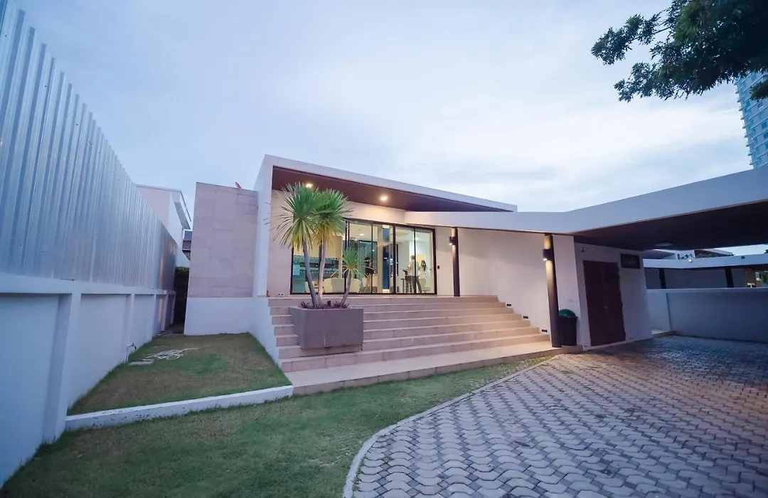 Movenpick Pool Villa By Hello Pattaya-1